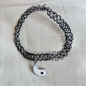 Yin Yang Choker